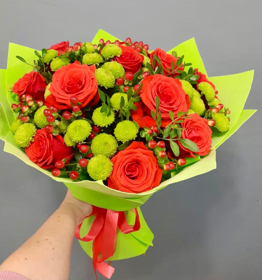 Букет цветов из: Хризантемы и Розы в Таштыпе