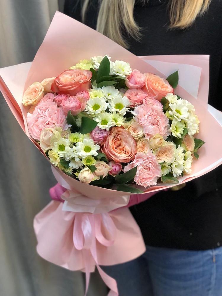 Букет цветов из: Гвоздики, Розы и Хризантемы в Таштыпе