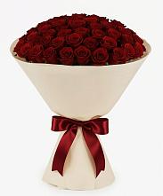 Букет 101 Бордовая роза Блэк Бакарра в Таштыпе