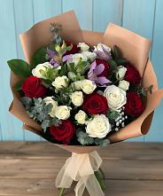 Букет цветов из:  Розы и Альстромерии в Таштыпе