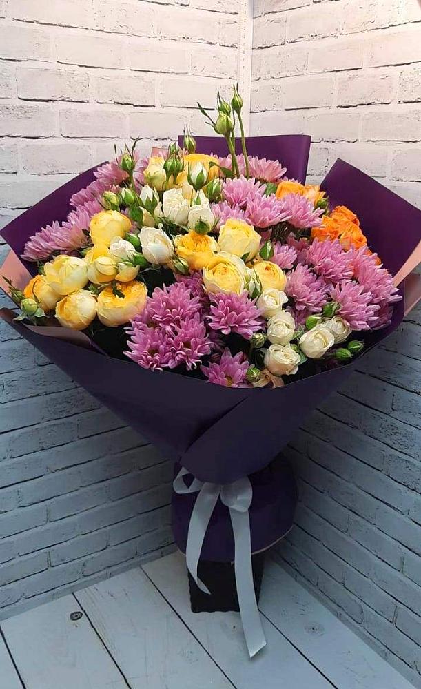 Букет цветов из: Хризантемы и Розы в Таштыпе