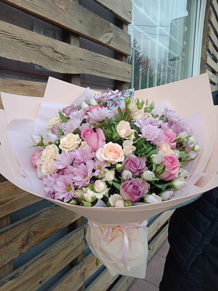 Букет цветов из: Розы и Хризантемы в Таштыпе