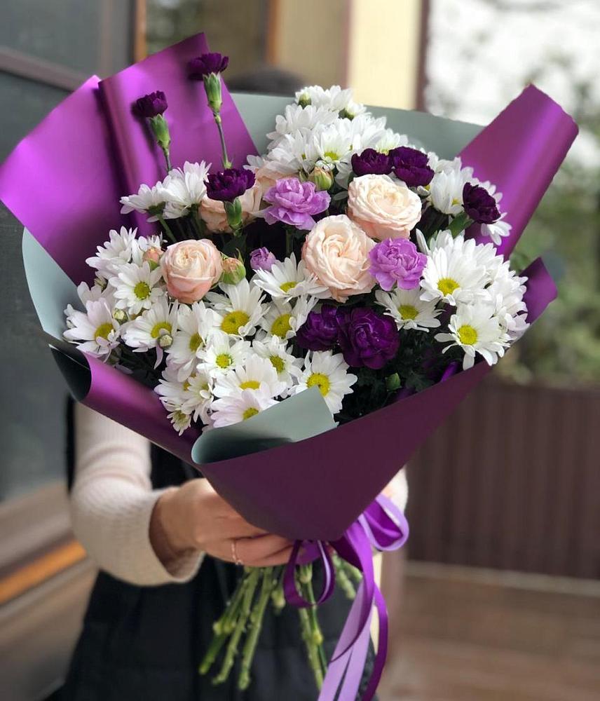 Букет цветов из: Хризантемы, Гвоздики и Розы в Таштыпе
