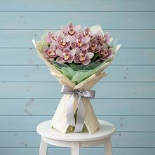 Букет цветов из:  Орхидеи и Розы #REPLACE_PRED# Таштыпе