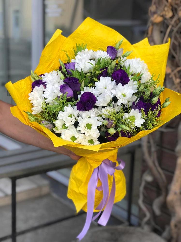 Букет цветов из: Ирисы, Хризантемы и Ромашки в Таштыпе